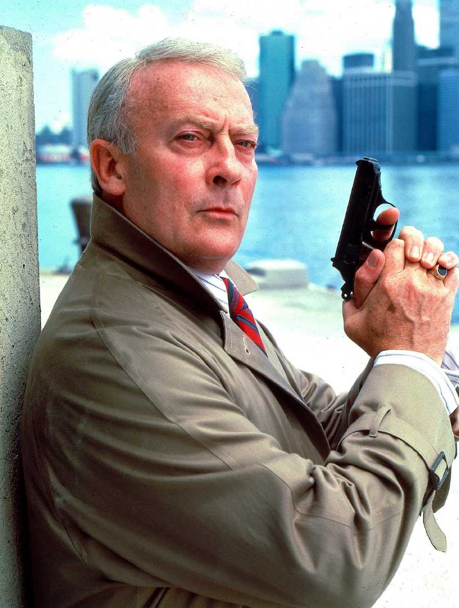 Edward Woodward Edward Woodward