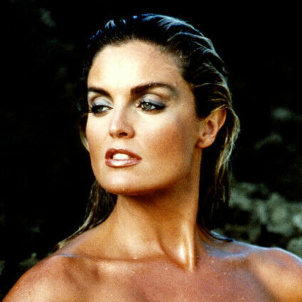 Tracy Scoggins