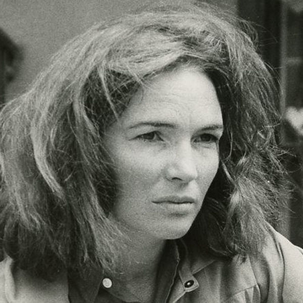 Fionnula Flanagan