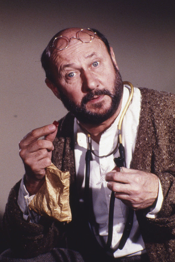 Donald Pleasence Donald Pleasence