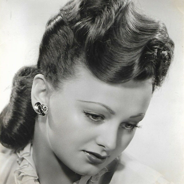 Elaine Riley Elaine Riley