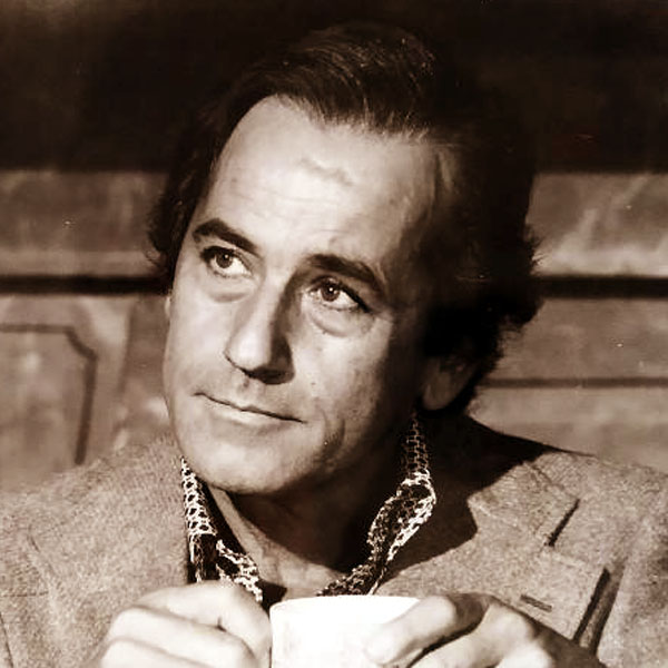 Alberto De Mendoza Alberto De Mendoza