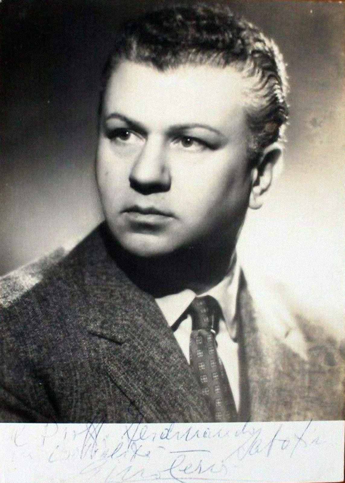 Gino Cervi Gino Cervi