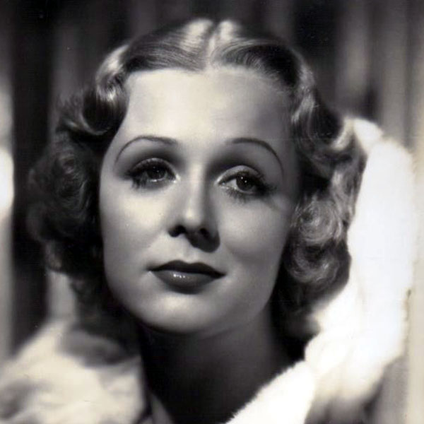 Gloria Stuart