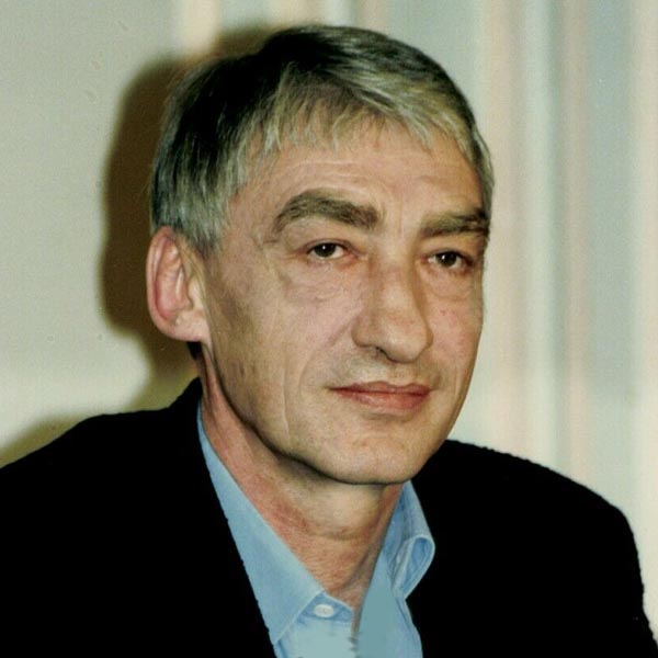 Gottfried John Gottfried John