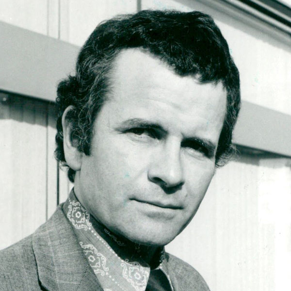 Ian Holm