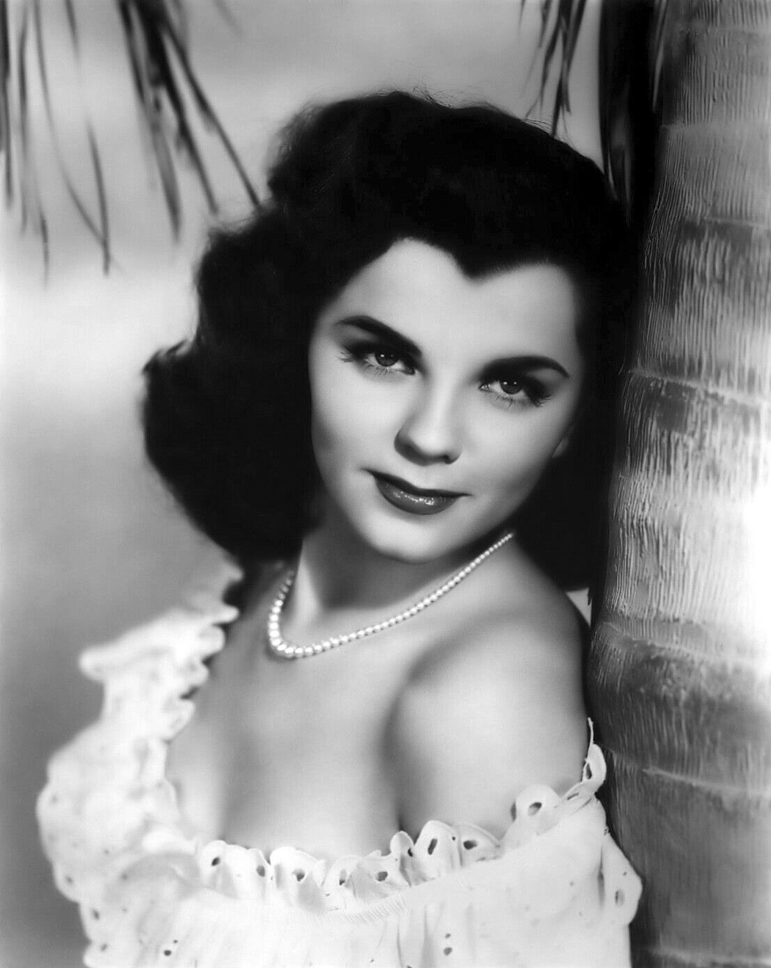 Lisa Gaye Lisa Gaye
