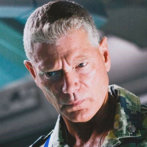 Stephen Lang