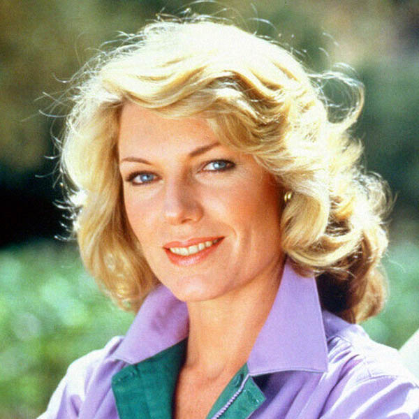 Susan Sullivan Susan Sullivan
