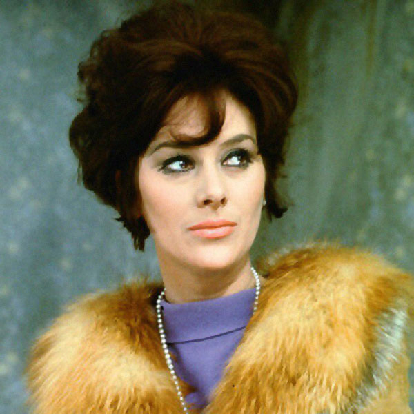 Sue Lloyd Sue Lloyd