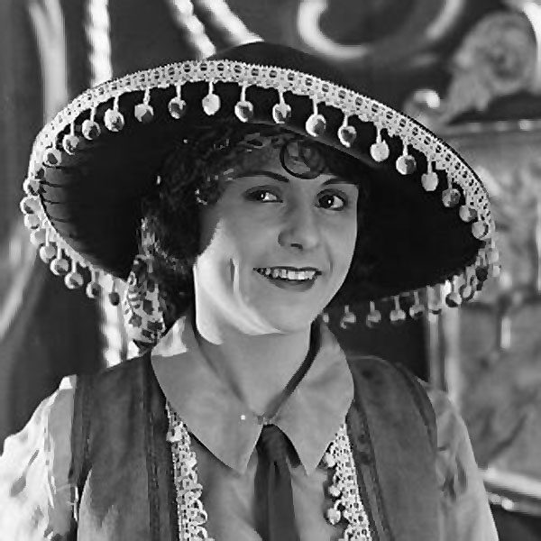 Louise Lorraine Louise Lorraine