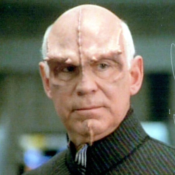 Alan Oppenheimer Alan Oppenheimer