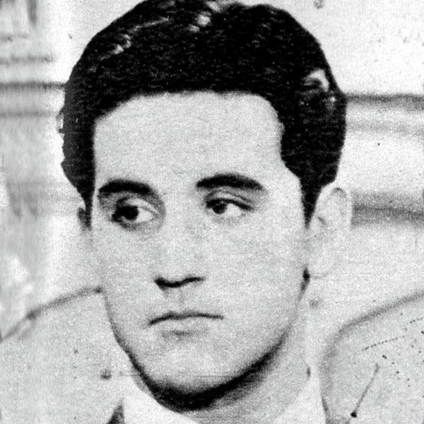 Alberto De Mendoza Alberto De Mendoza