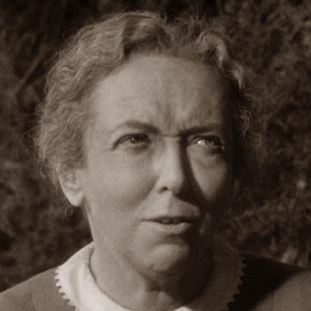 Veda Buckland Veda Buckland