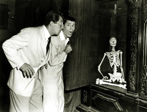 SCARED STIFF (1953)