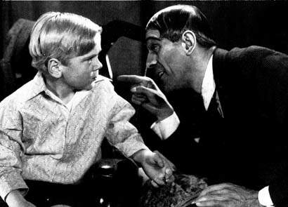 Jackie Cooper, Boris Karloff, en YOUNG DONOVAN KID (1931)