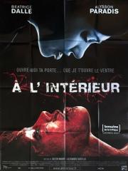 À L'INTÉRIEUR